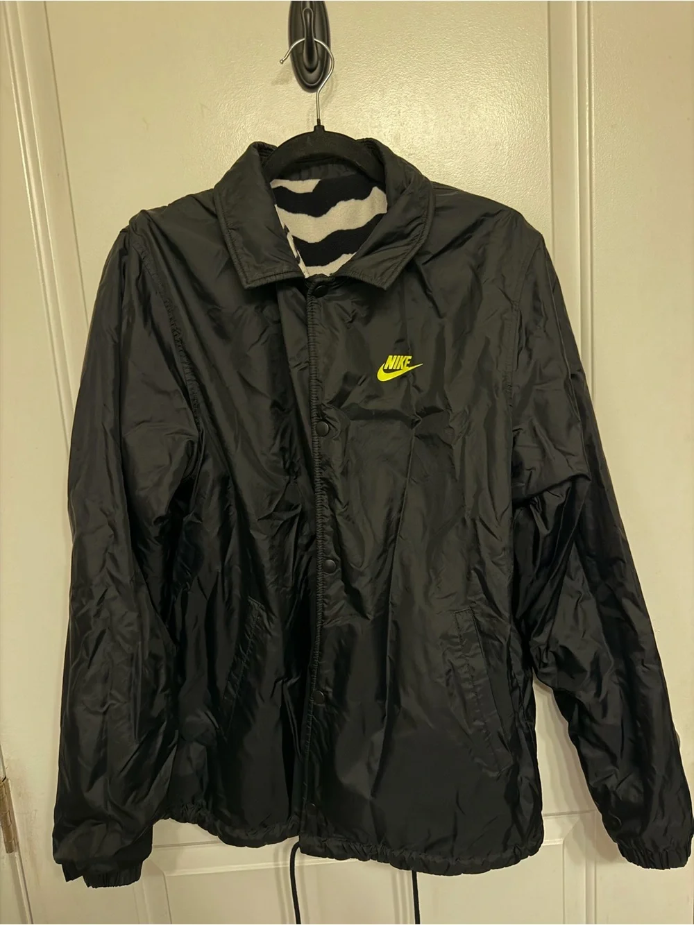 Nike City Edition Reversible Zebra Fleece Jacket CV7120-010 Men Size Large